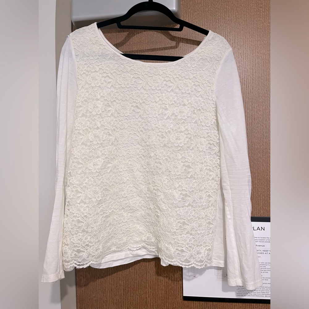 White Lace Long Sleeve Shirt in Size L